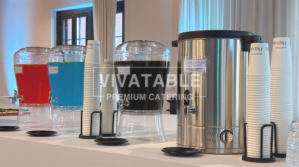 Ŀ�� �����͸�